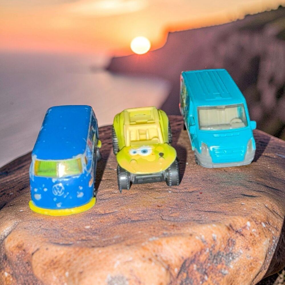Matchbox Spongebob SquarePants DieCast Vans & Dunebuggy Car A52